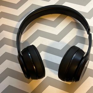 Beats solo 3 headphones